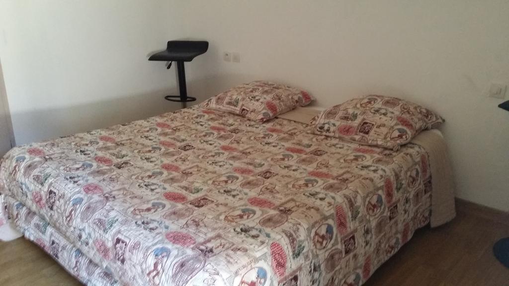 Barrême Auberge Du Marronnier חדר תמונה
