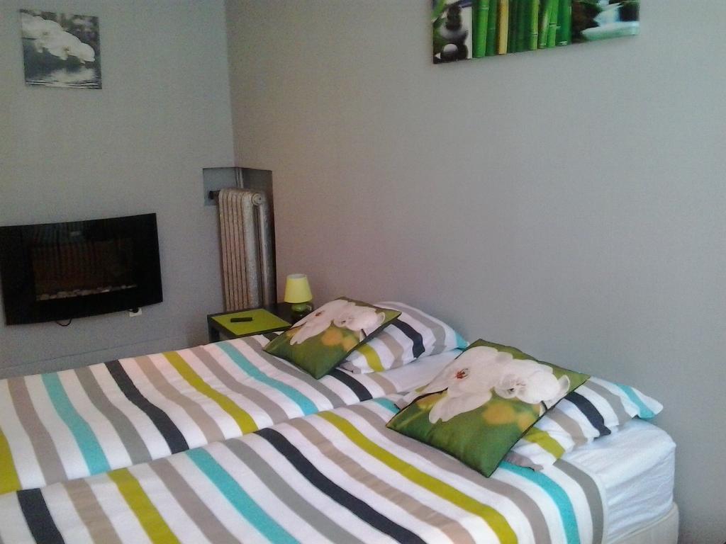 Barrême Auberge Du Marronnier מראה חיצוני תמונה