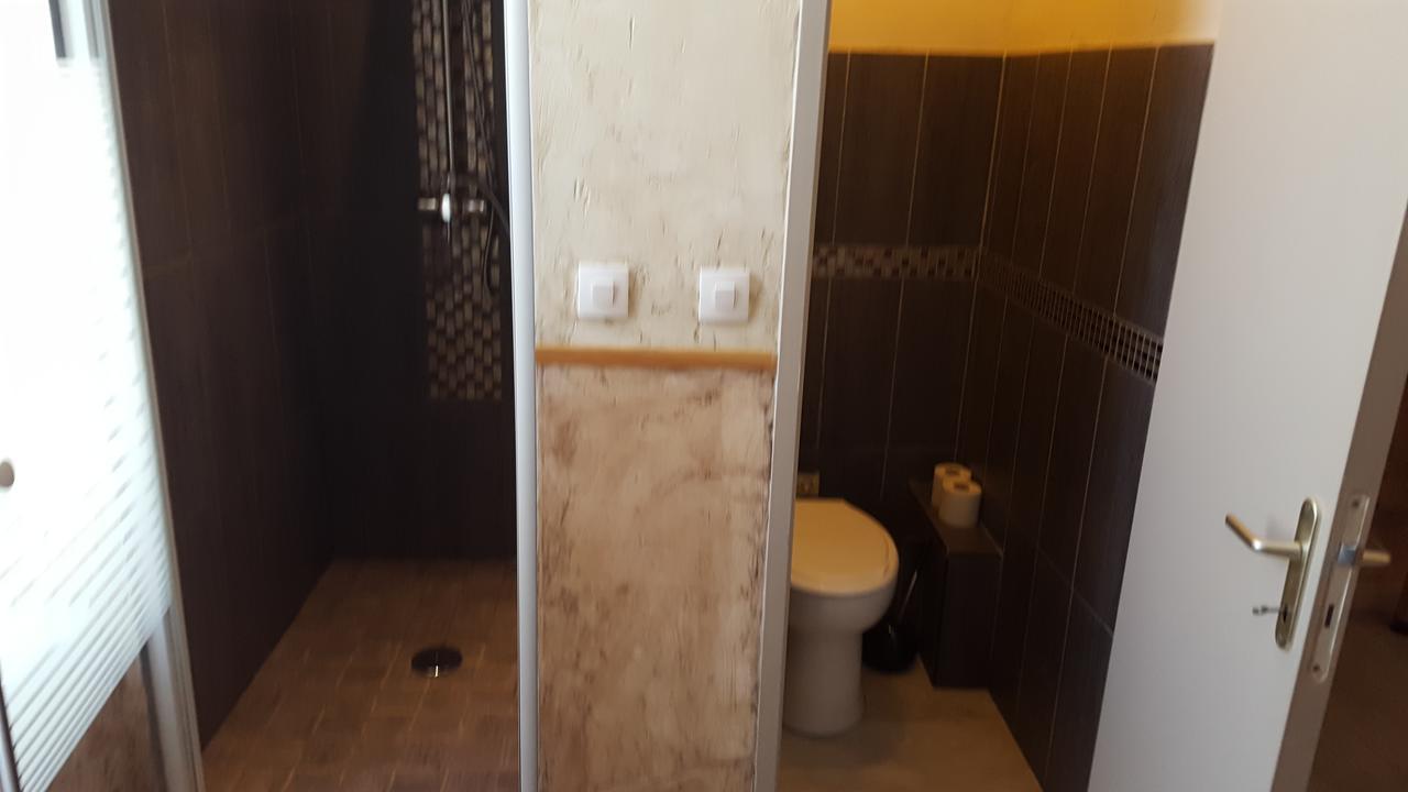 Barrême Auberge Du Marronnier מראה חיצוני תמונה